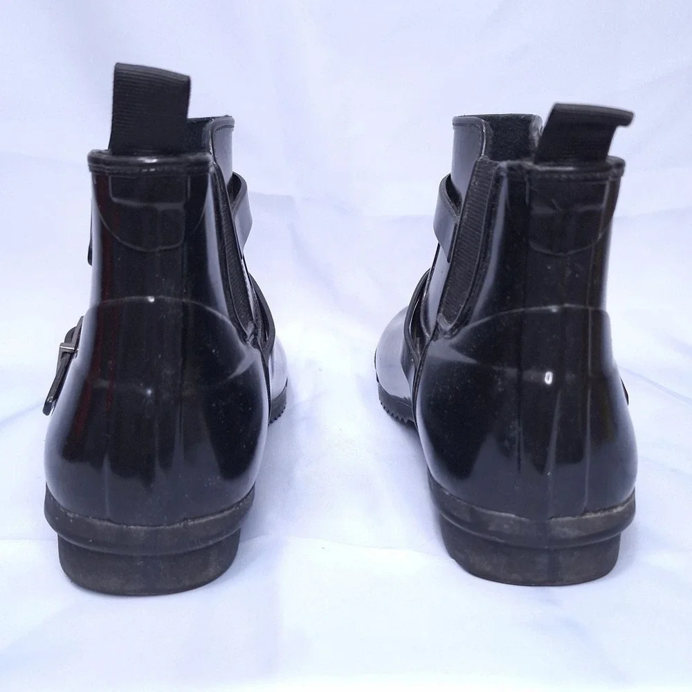 Cougar‎ Black Rubber Ankle Chelsea Rain Boots Women 8 Glossy Buckle Waterproof
